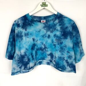 Vintage 2001 Speedo Cropped T-Shirt